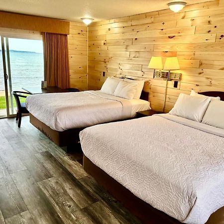 Bridgeview Motel Mackinaw City Eksteriør bilde