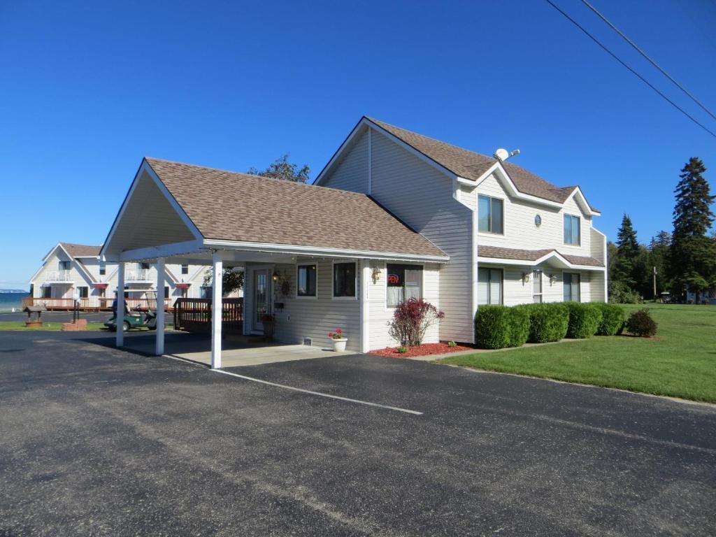 Bridgeview Motel Mackinaw City Eksteriør bilde